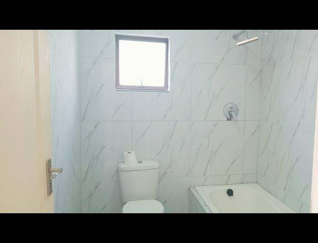 3 bed property to rent in RESERVOIR HILLS